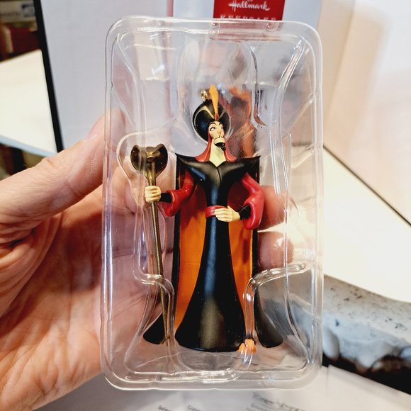 2023 Hallmark Keepsake Limited Edition Disney Aladdin Jafar Ornament New in Box - Picture 2 of 7